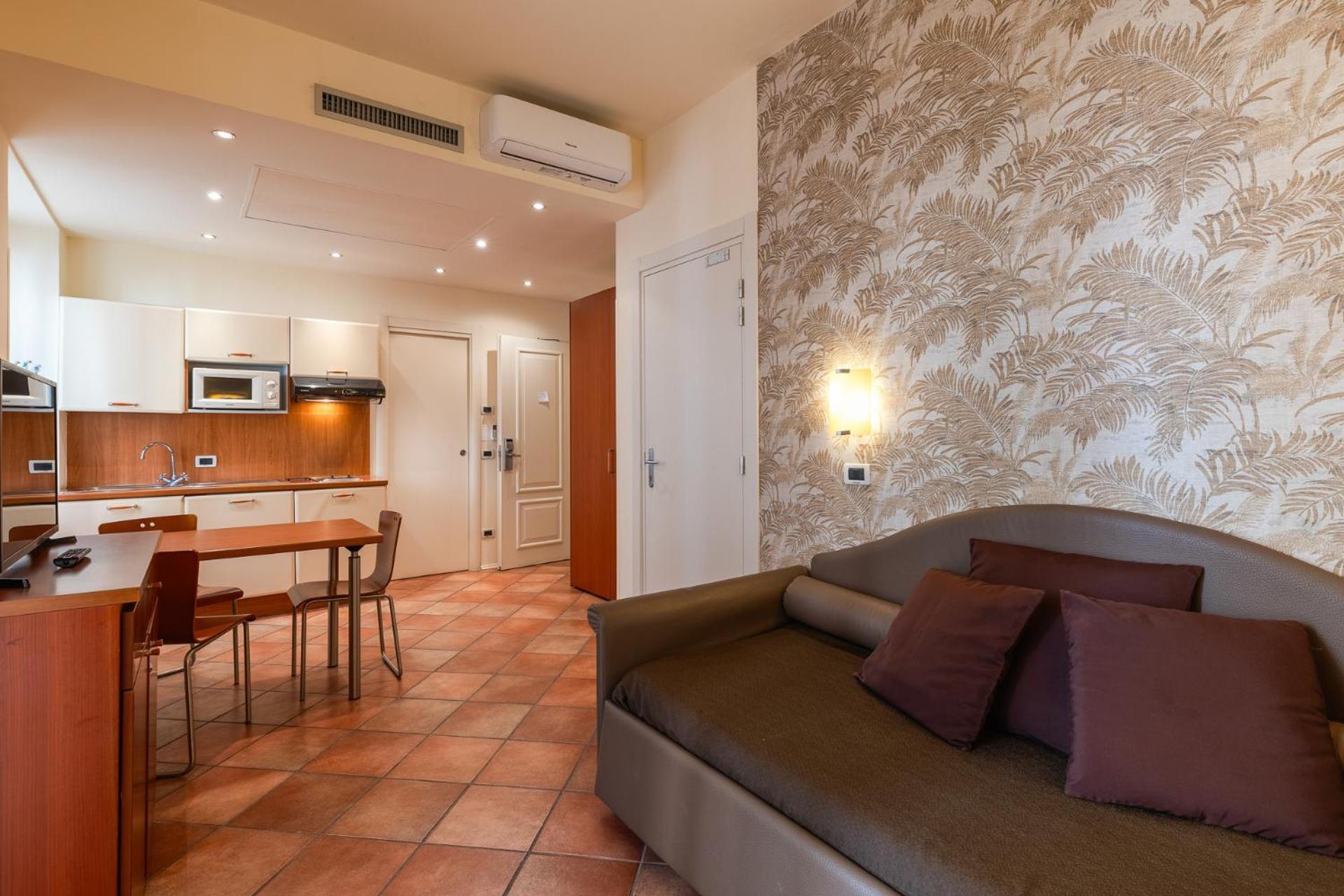 Firenze Aparthotel 3*