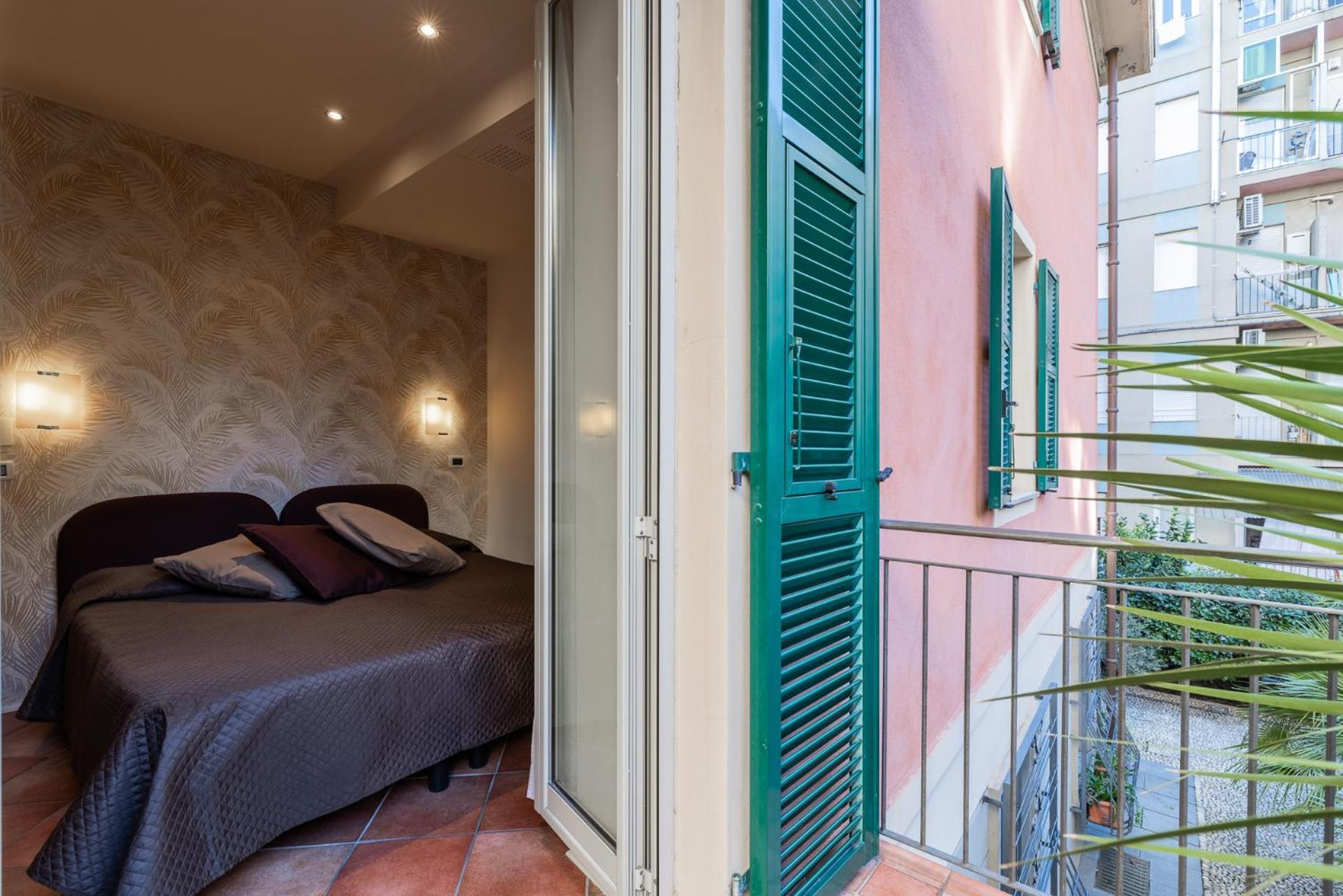 Firenze Aparthotel Alassio
